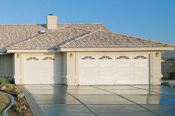 Master Garage Door Service Chantilly, VA 571-325-0003 - garage-gdr-17m